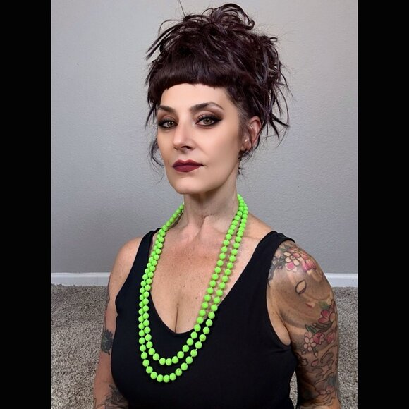 60s Vintage Lime Green Lucite Faux Pearl Necklace MCM Mod Long Costume 30" - Picture 4 of 10